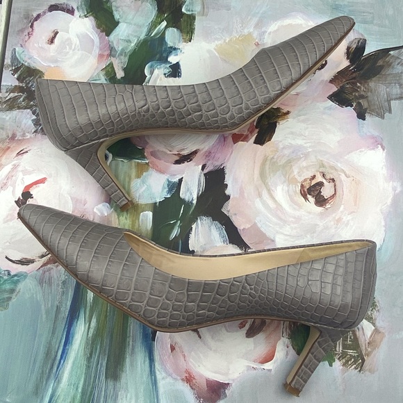 Nine West Eara Gray Faux Croc Print Leather Heels Size 10 - Picture 7 of 12